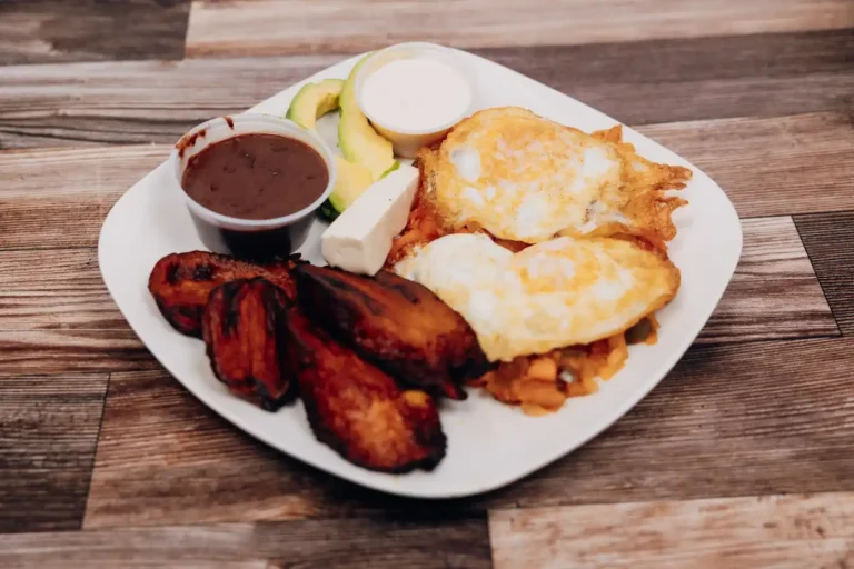 La Plazita Supermarket restaurent items 5